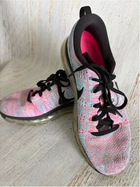 Women's Nike Flyknit Max Pink Blue Athletic Shoes Size 9.5